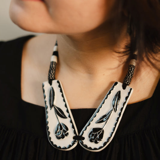 Noir Bloom Pendant