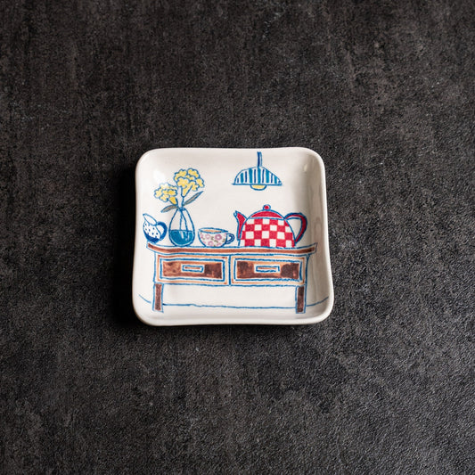 Inside Stories Square Plates (Small)